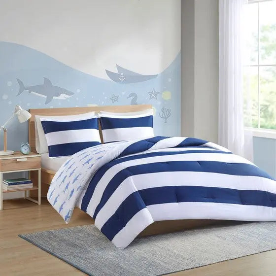 Cotton Cabana Stripe Reversible Comforter Set with Shark Reverse Navy Full/Queen