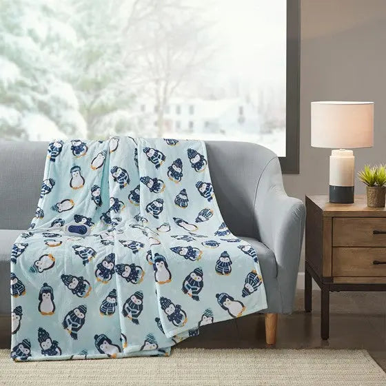Printed Heated Throw Aqua Penguins