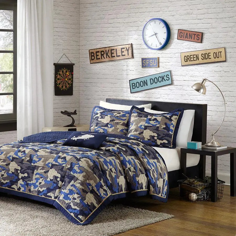 Josh Full/Queen Reversible Coverlet Set Blue