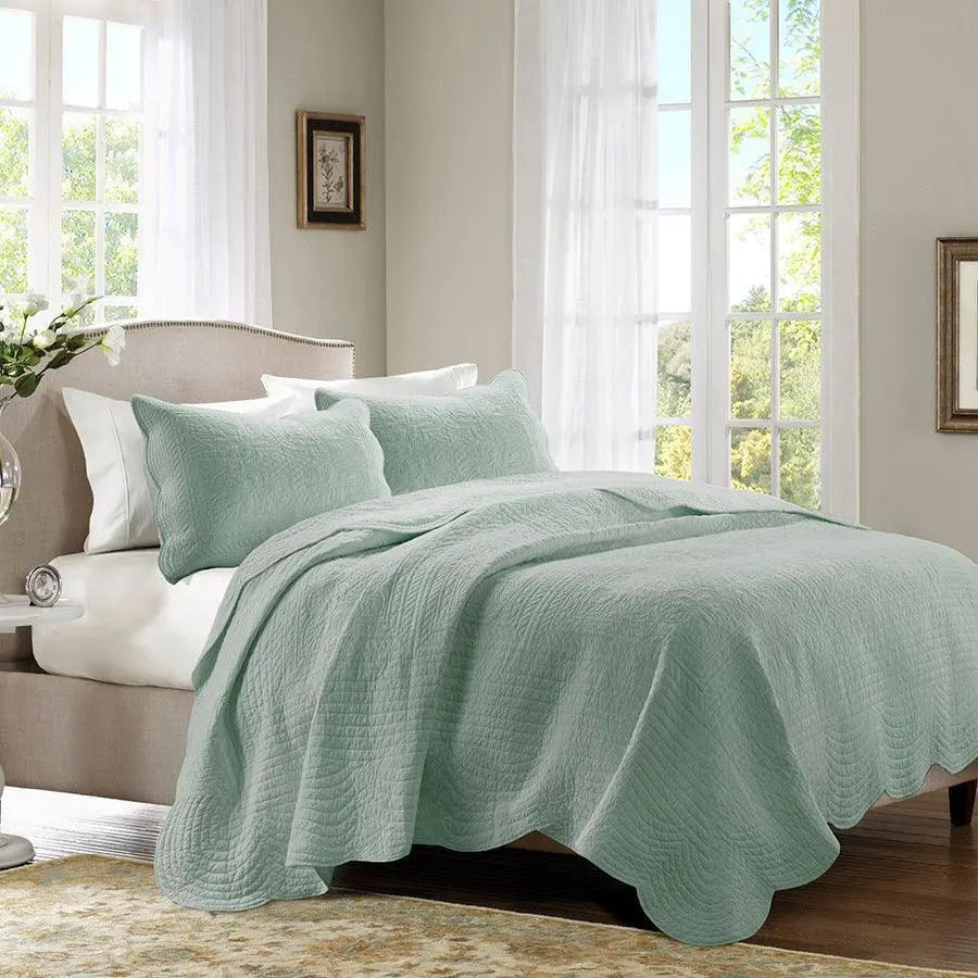 Tuscany King/California King 3 Piece Reversible Scalloped Edge Coverlet Set Seafoam