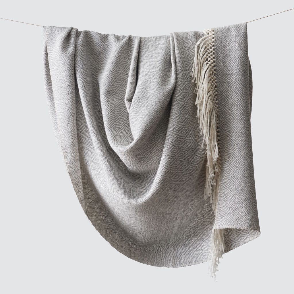 Diamanta Soft Alpaca Throw Grey, dove-grey