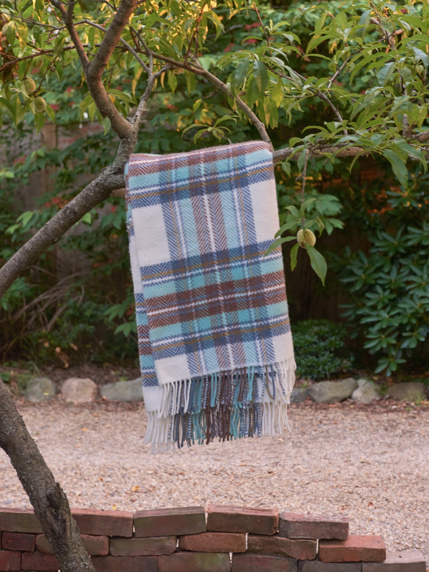 Irish Cashmere and Wool Carolina and Brick Throw