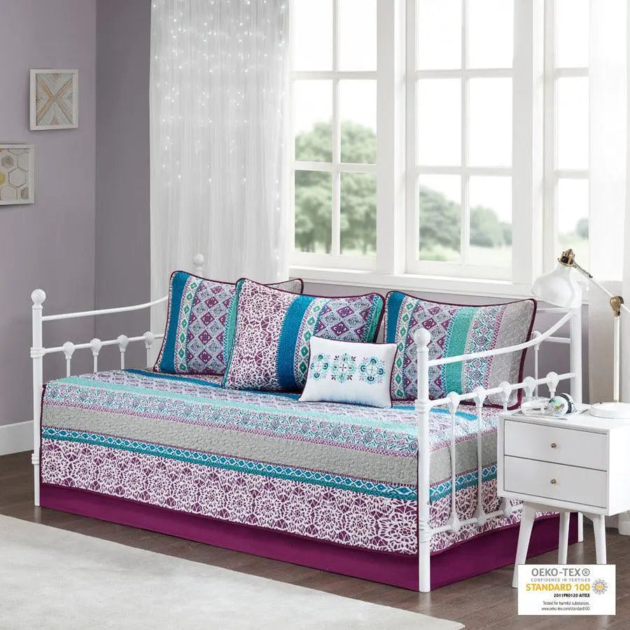 Carly Daybed Reversible 6 Piece Daybed Set Purple