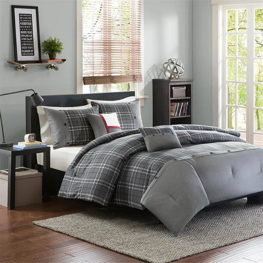 Daryl Twin/Twin XL Casual Comforter Set Gray