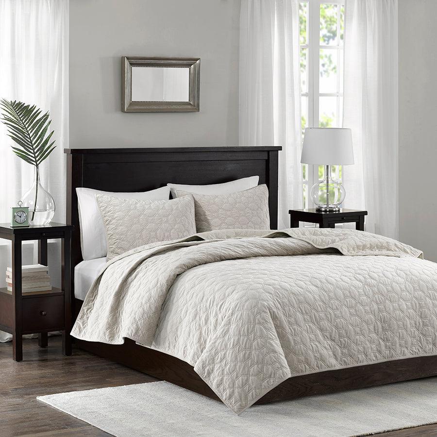 Harper Full/Queen Coverlet & Bedspread Ivory
