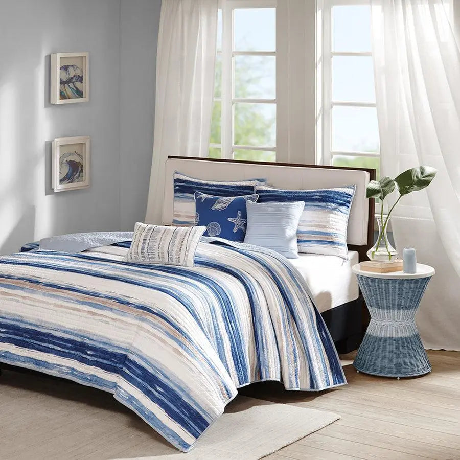 Marina King/California King 6 Piece Quilted Coverlet Set Blue