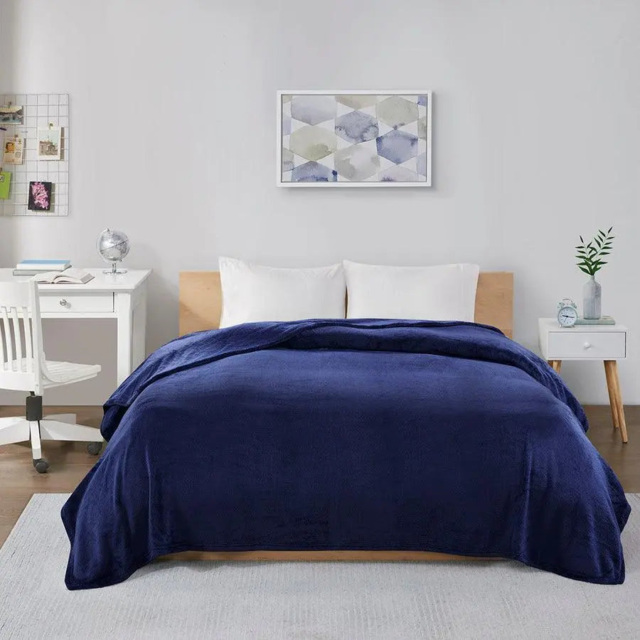 Microlight Casual Plush Oversized Blanket Twin/Twin XL Navy