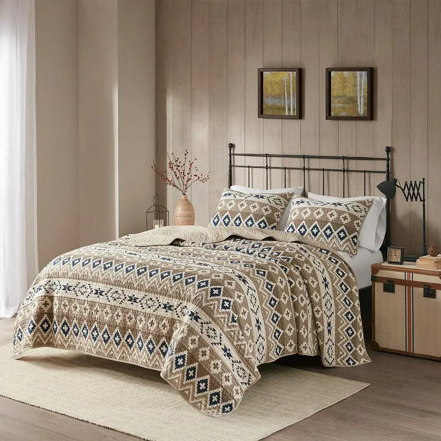 Montana Lodge/Cabin Printed Cotton Oversized Quilt Mini Set King/Cal King Tan