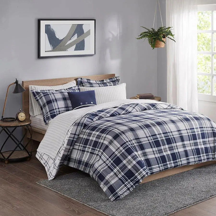 Patrick King Reversible Complete Bedding Set Navy