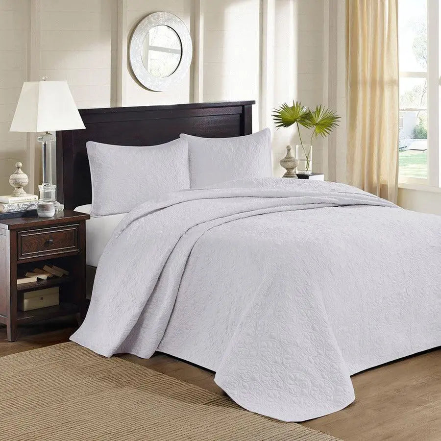 Quebec King Reversible Bedspread Set White